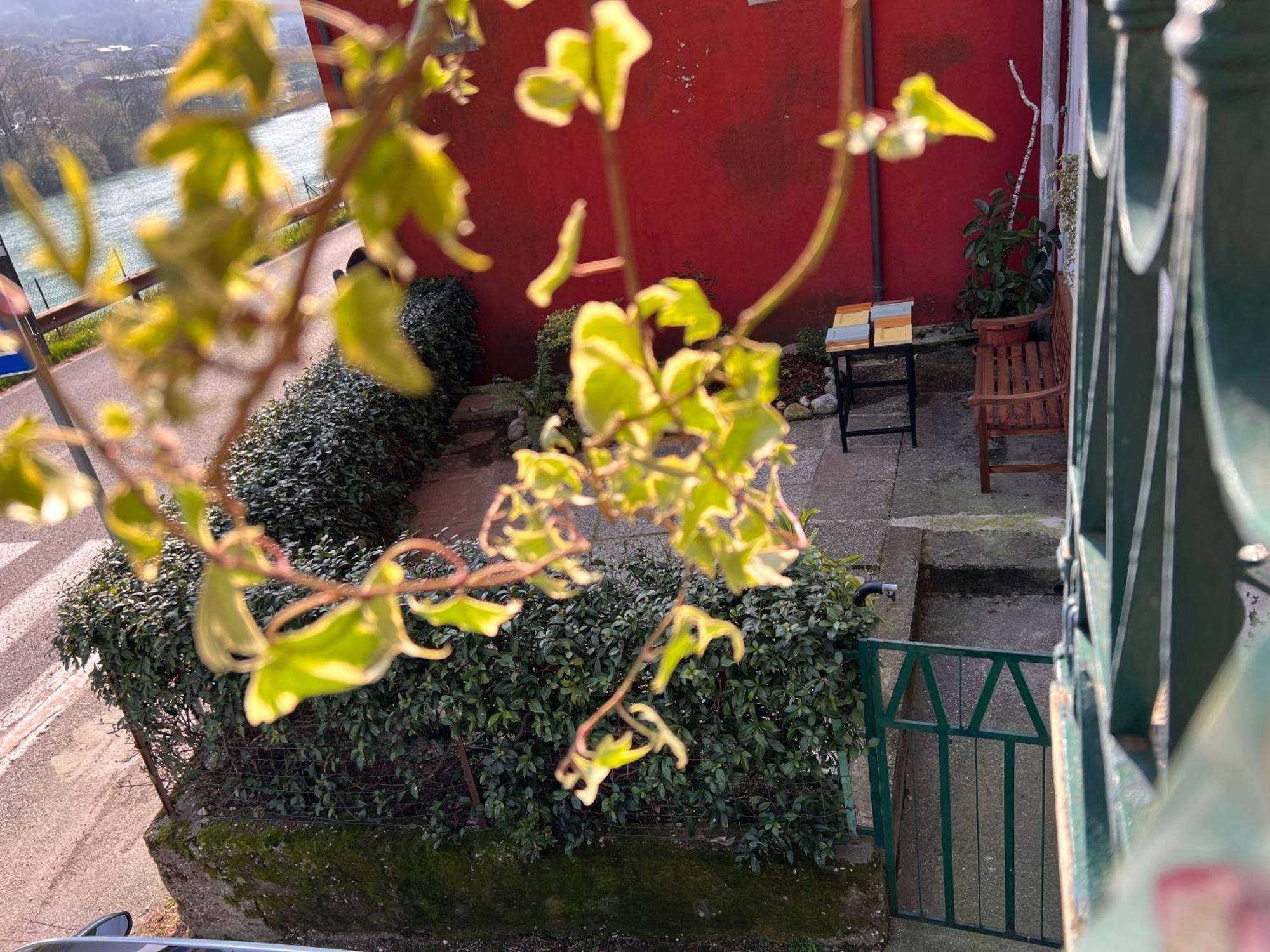 Valbrenta Borgo Lungofiume B&B מראה חיצוני תמונה